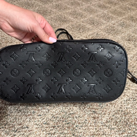 Black Designer Inspired Tote Bag - Picture 2 of 6